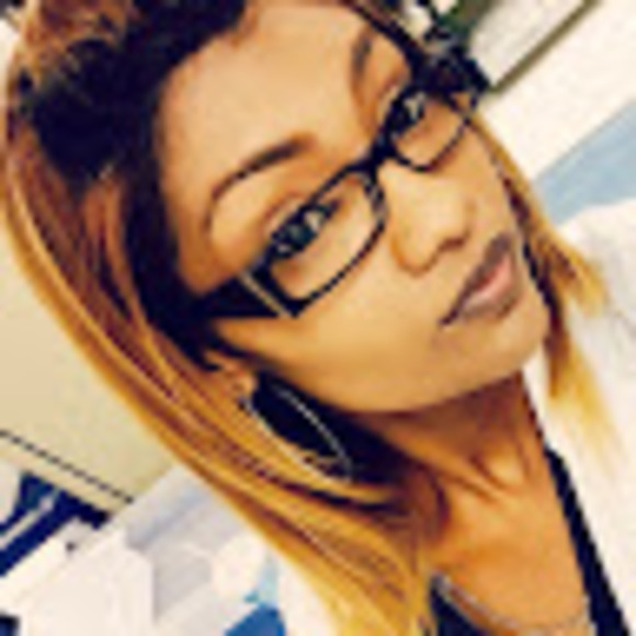 Meet your Posher, Reba - Picture 1 of 1